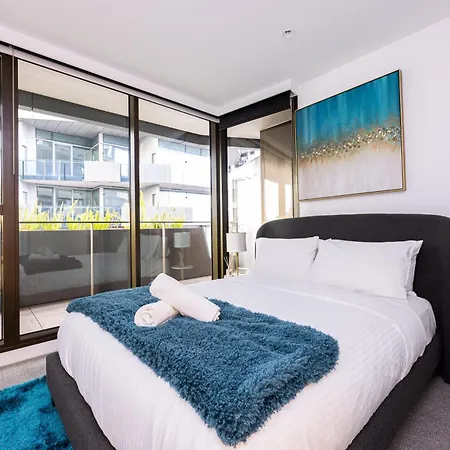 Luxury Apartment With Parking & Large Balcony Melbourne Exterior photo